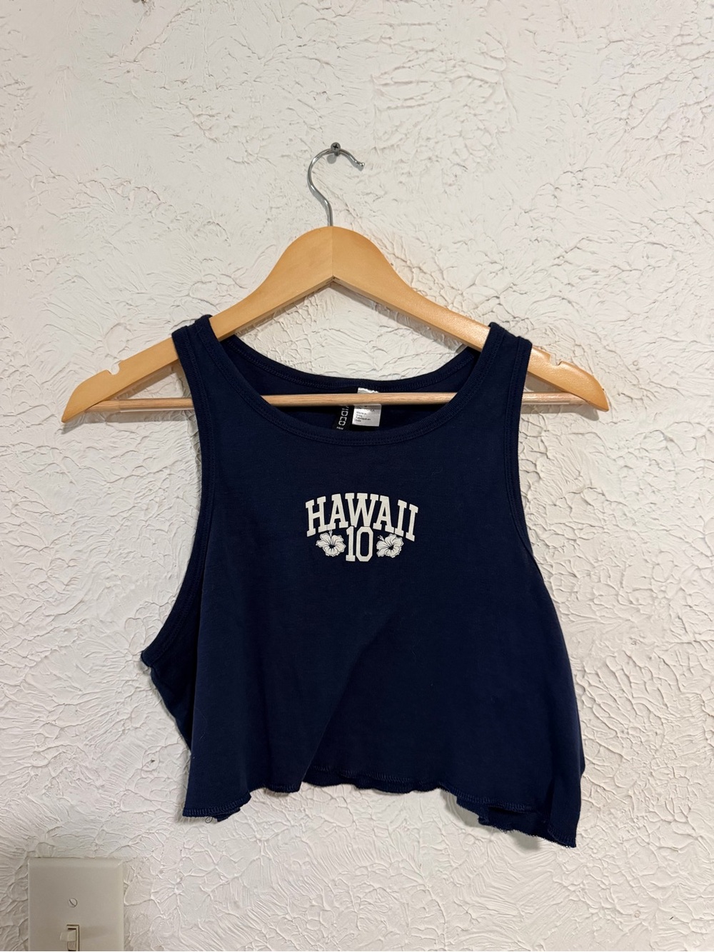 H&M Divided Graphic Cropped Tank Top